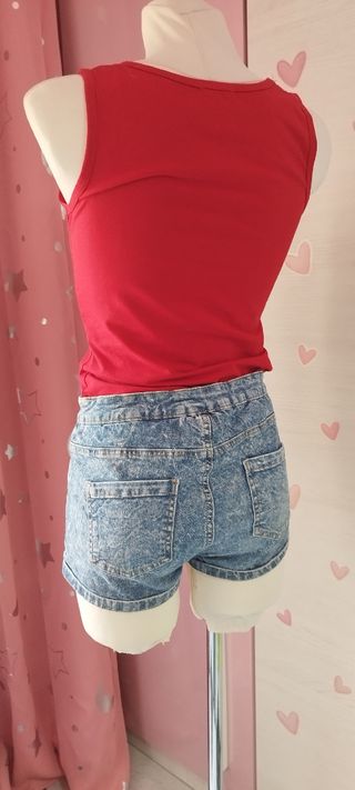 Conjunto top rojo & shorts denim