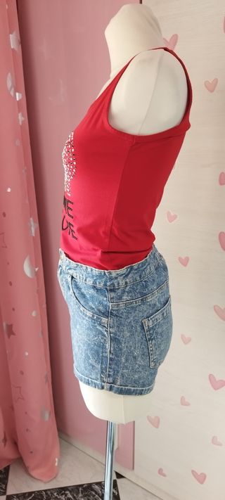 Conjunto top rojo & shorts denim