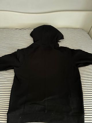 Sudadera Bershka Negra
