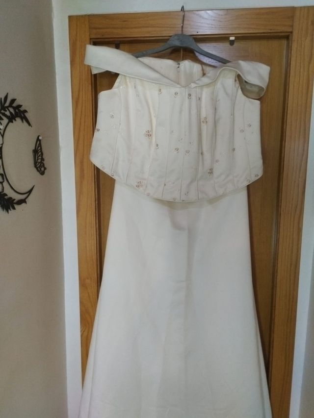 Vestido novia blanco, hecho a medida por modista