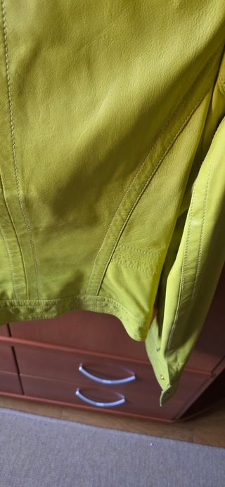 Cazadora piel verde
