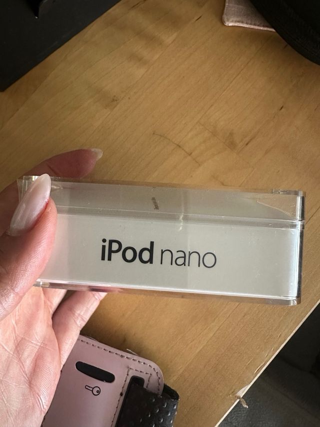 iPod Nano 7ª Gen - Morado BAJADA DE PRECIO