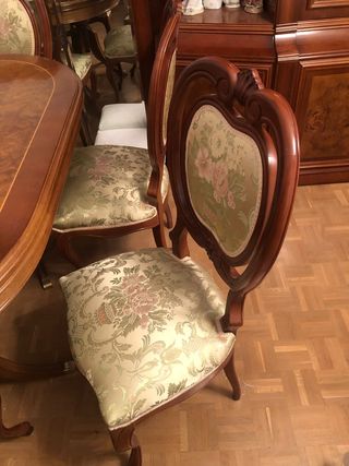 Mesa comedor + 6 sillas madera maciza.