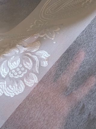 Tende bianche ricamate Vintage