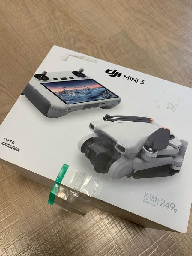 DJI Mini 3 (Nuevo) con RC con Pantalla integrada

