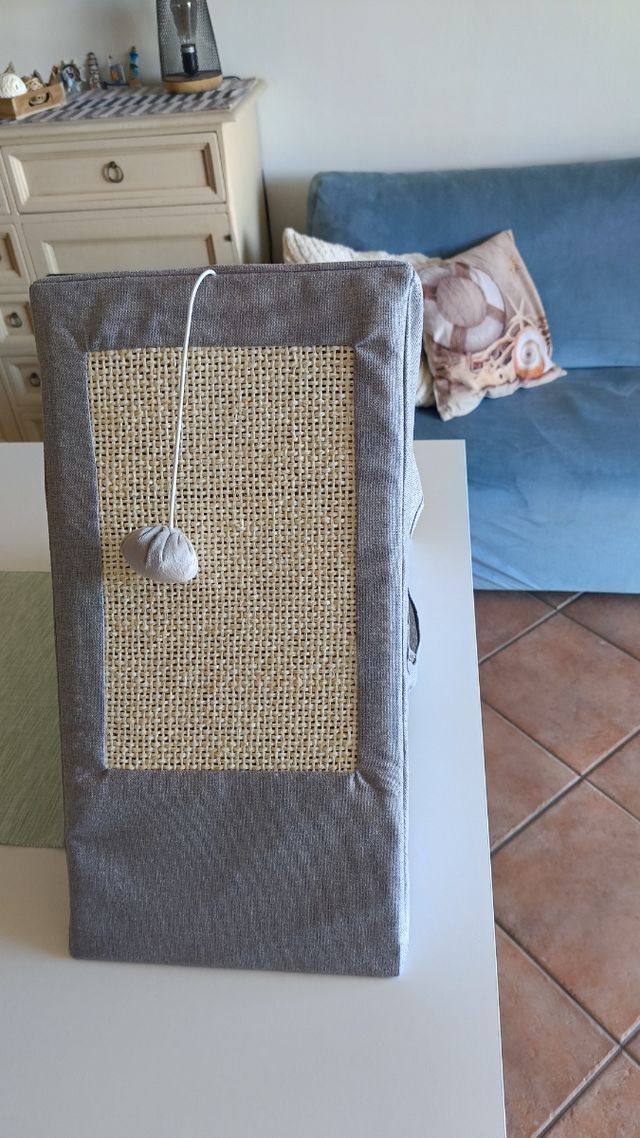 Cuccia-Tiragraffi Grigia per Gatti