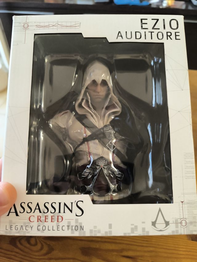 Ezio Auditore Statuetta di Assassin's Creed