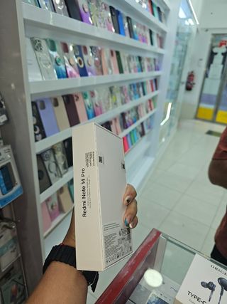 Xiaomi Redmi Note 14 Pro - negro