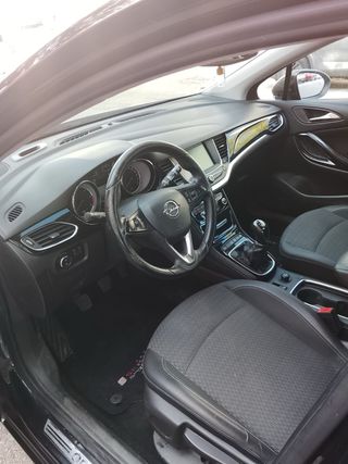Opel Astra 2016