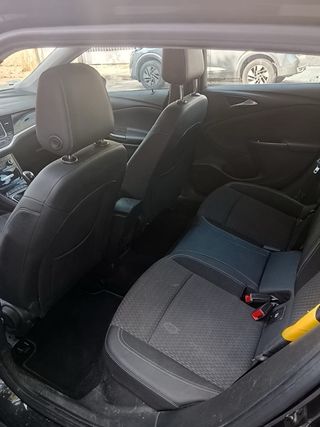 Opel Astra 2016