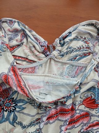 Top Bershka estampado multicolor M. 