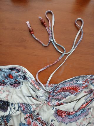 Top Bershka estampado multicolor M. 
