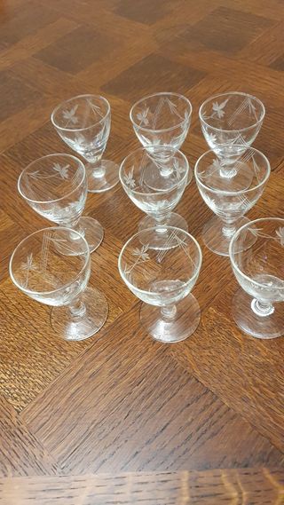 Bicchierini in vetro inciso