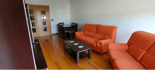 Vivienda en alquiler - Piso con ascensor muy nuevo