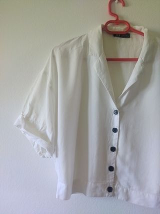 Blusa Zara blanca c/ botones
