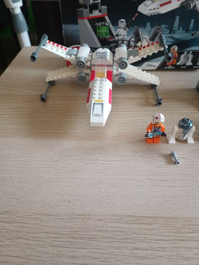 Lego Star Wars 75225 X-wing