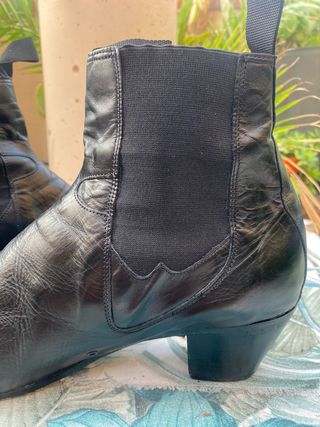 Botines flamenco Menkes negros, talla 45