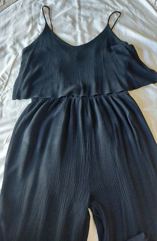 Mono negro de Bershka 