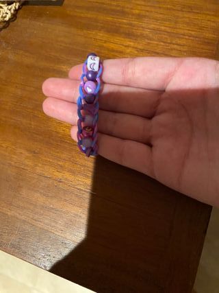Pulsera de gomitas morada