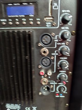 Altavoces Altavox 300w 12" Con juego luces