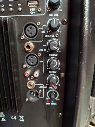 Altavoces Altavox 300w 12" Con juego luces