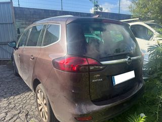 Opel Zafira Tourer 2017 - Recambios