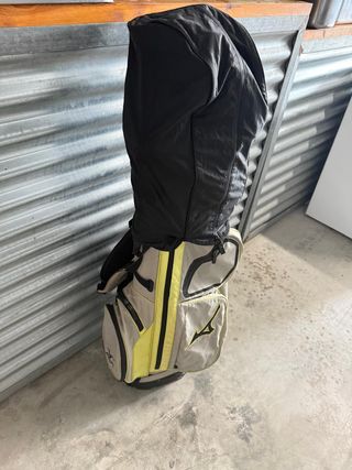 Bolsa golf Mizuno: ligera y práctica