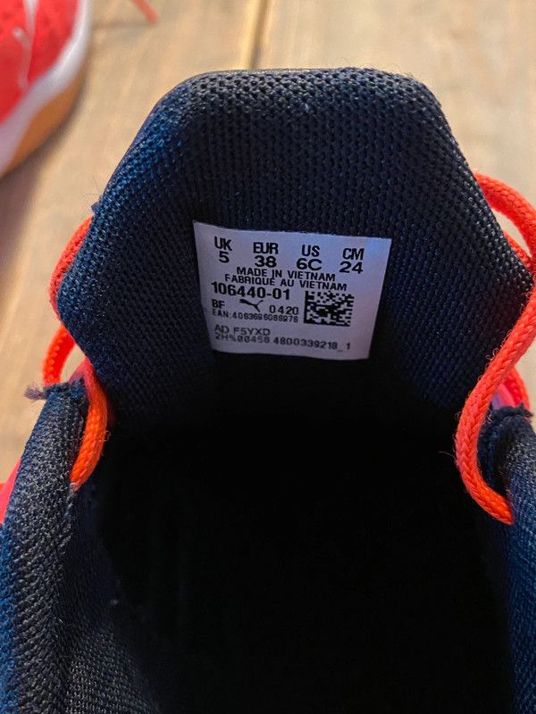 Zapatillas Puma Sala - Naranja/Rojo - 38