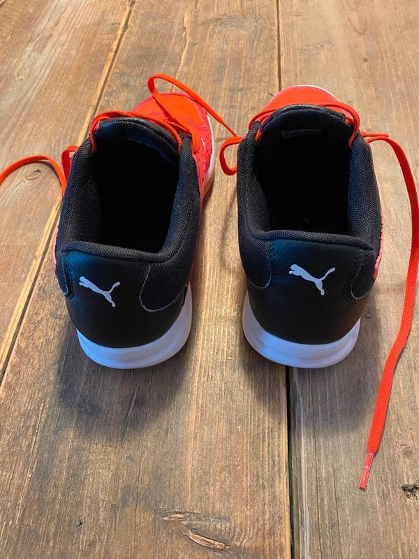 Zapatillas Puma Sala - Naranja/Rojo - 38