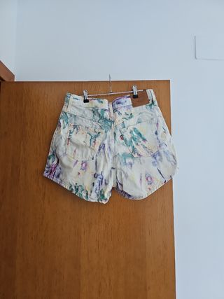 Shorts Levis Mom multicolor talla 28 US