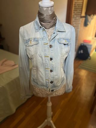 Chaqueta vaquera Bershka - Azul claro