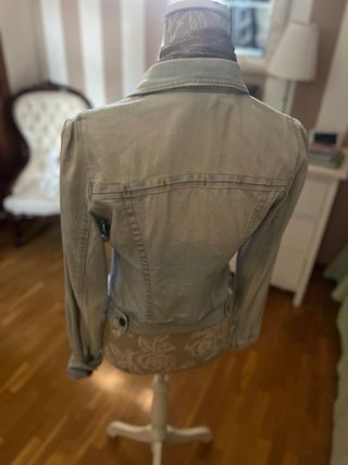 Chaqueta vaquera Bershka - Azul claro