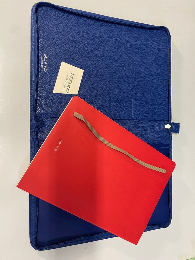 Portadocumenti Fabriano in pelle blu