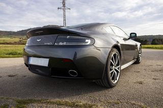 Aston Martin Vantage S SP10 2013