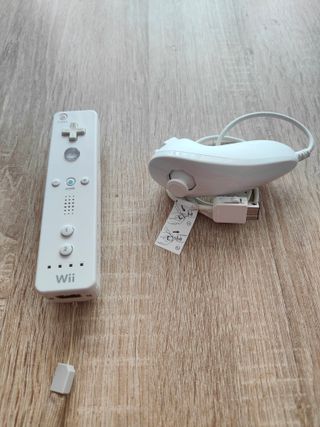 Mando Nintendo Wii + Nunchuck