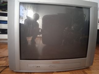 TELEVISOR PHILIPS 28 PULGADAS (TUBO)