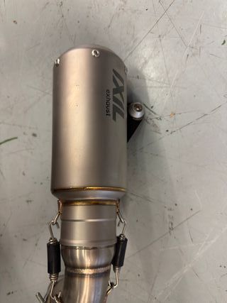 ESCAPE IXIL HONDA CB650R Y CBR650R 