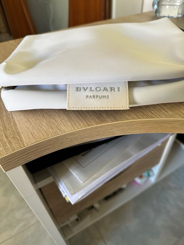 Necessaire Bulgari Parfums bianca