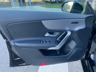 MERCEDES CLASE CLA 180 SHOOTING BRAKE 136 CV