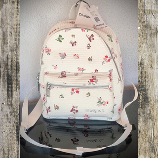 Mochila Desigual blanca estampada