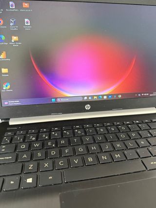Portatil HP i7 | 8GB RAM | Ideal oficina o estudio