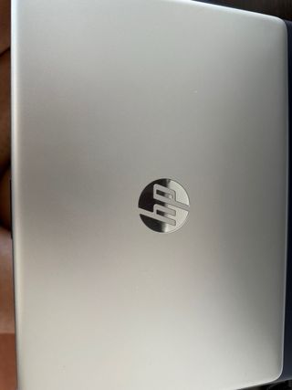 Portatil HP i7 | 8GB RAM | Ideal oficina o estudio
