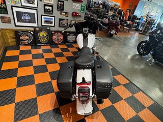 Harley Davidson Heritage Classic 117