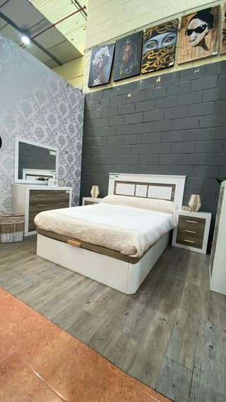 Canapé matrimonio blanco y marrón