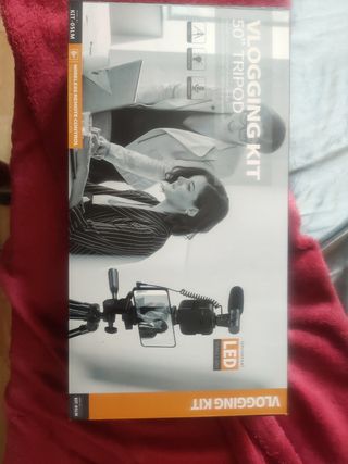 Kit Vlog: trípode 50'' + LED