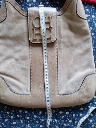 Bolso Carolina Herrera ante beige