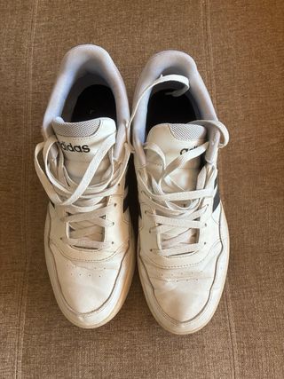 Zapatillas Adidas blancas n°46