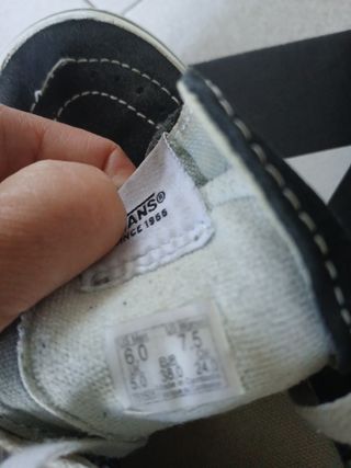 Vans Sk8-Hi Negras - Talla 38