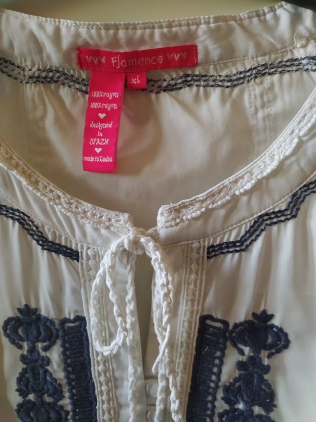 Blusa Flamenco L-XL blanca y azul