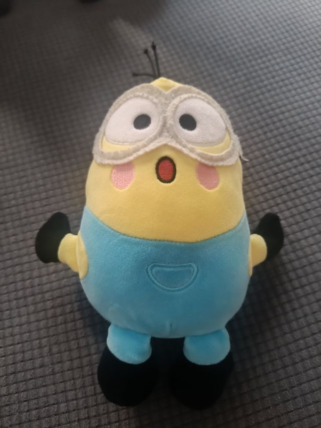 9 Peluches Minions Variados